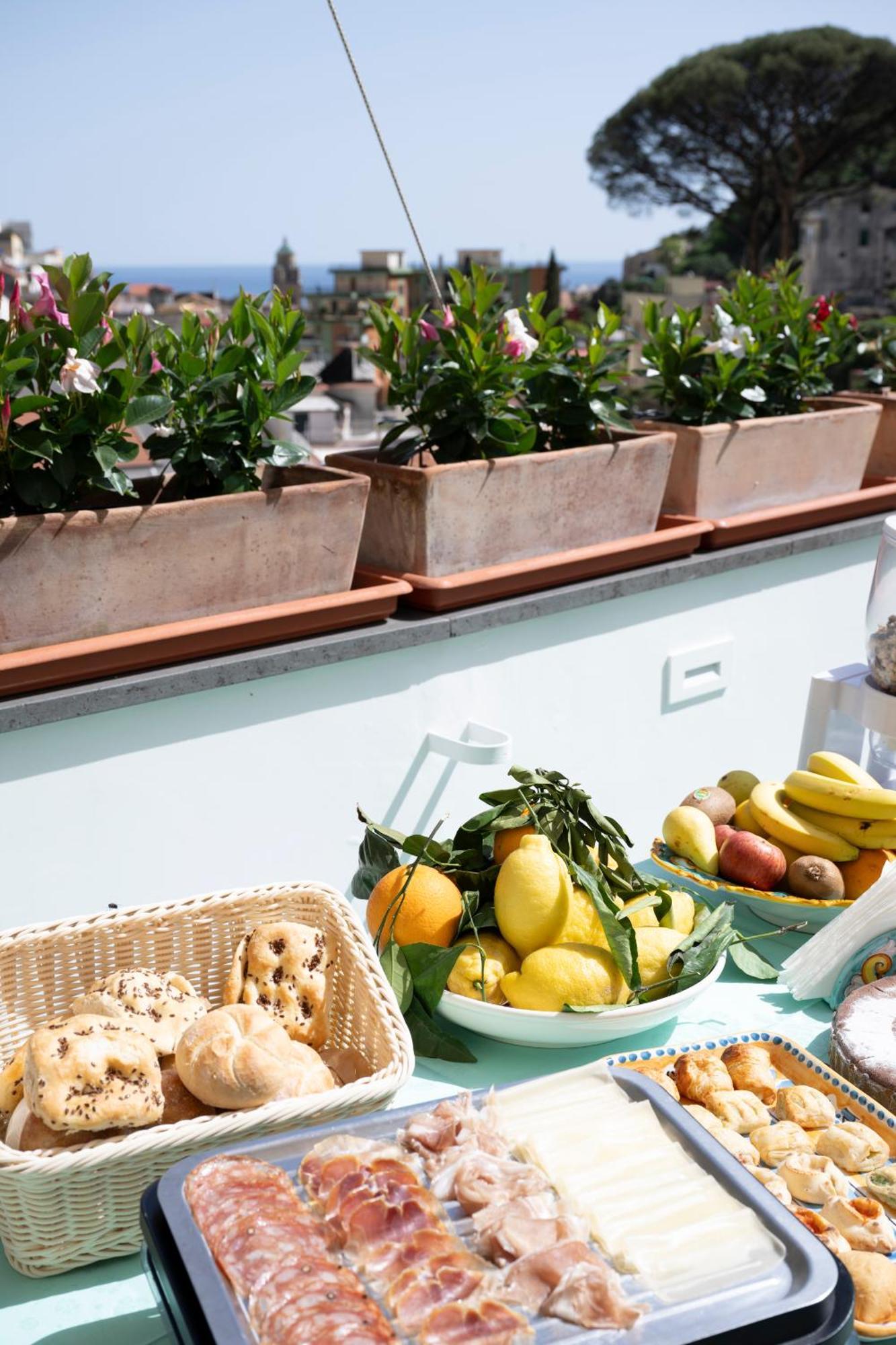 Valle D'Amalfi Suites Bagian luar foto