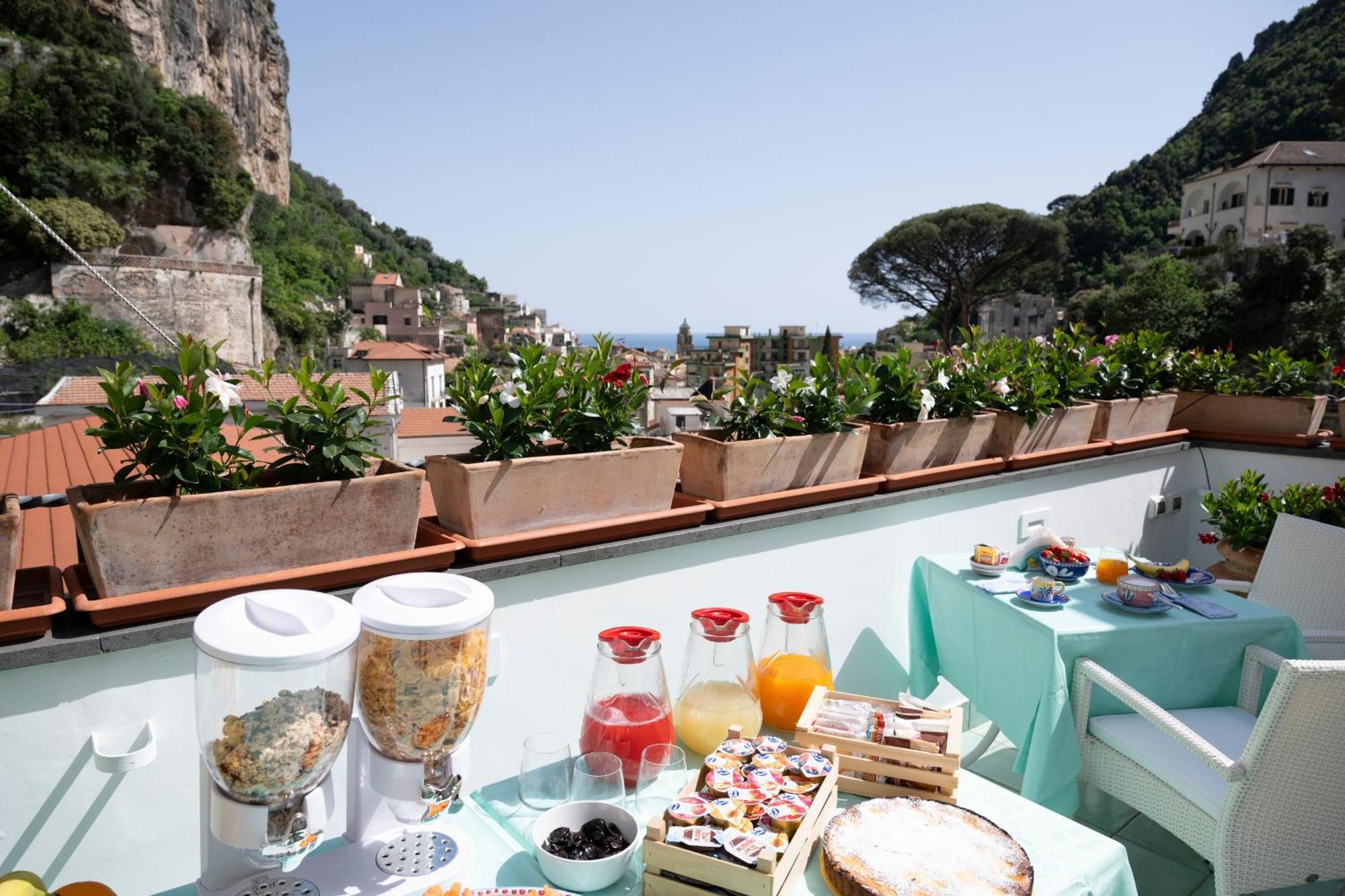 Valle D'Amalfi Suites Bagian luar foto