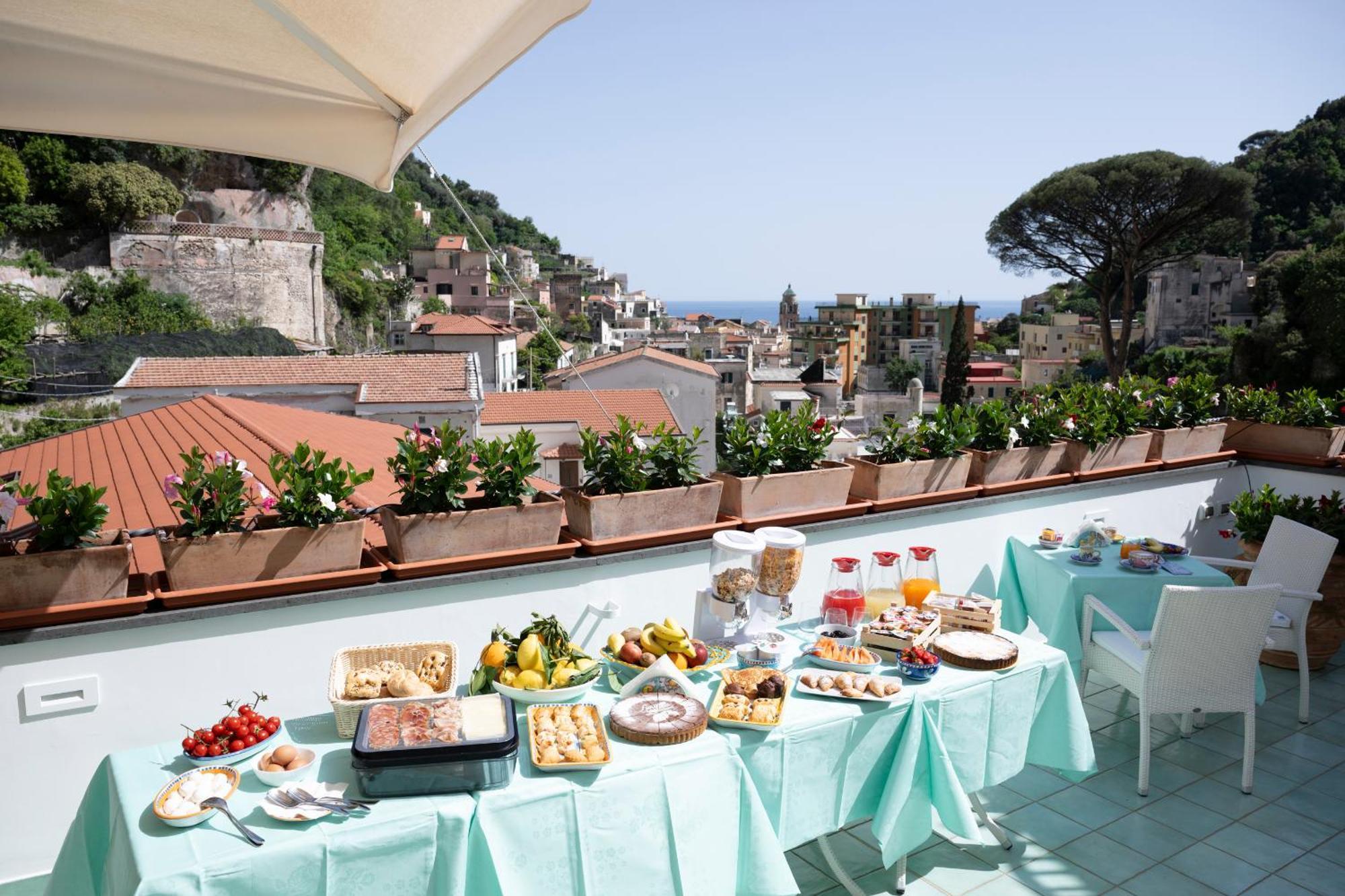 Valle D'Amalfi Suites Bagian luar foto