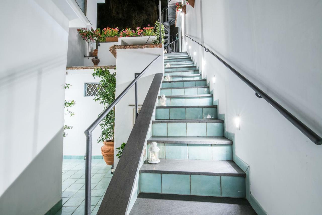 Valle D'Amalfi Suites Bagian luar foto