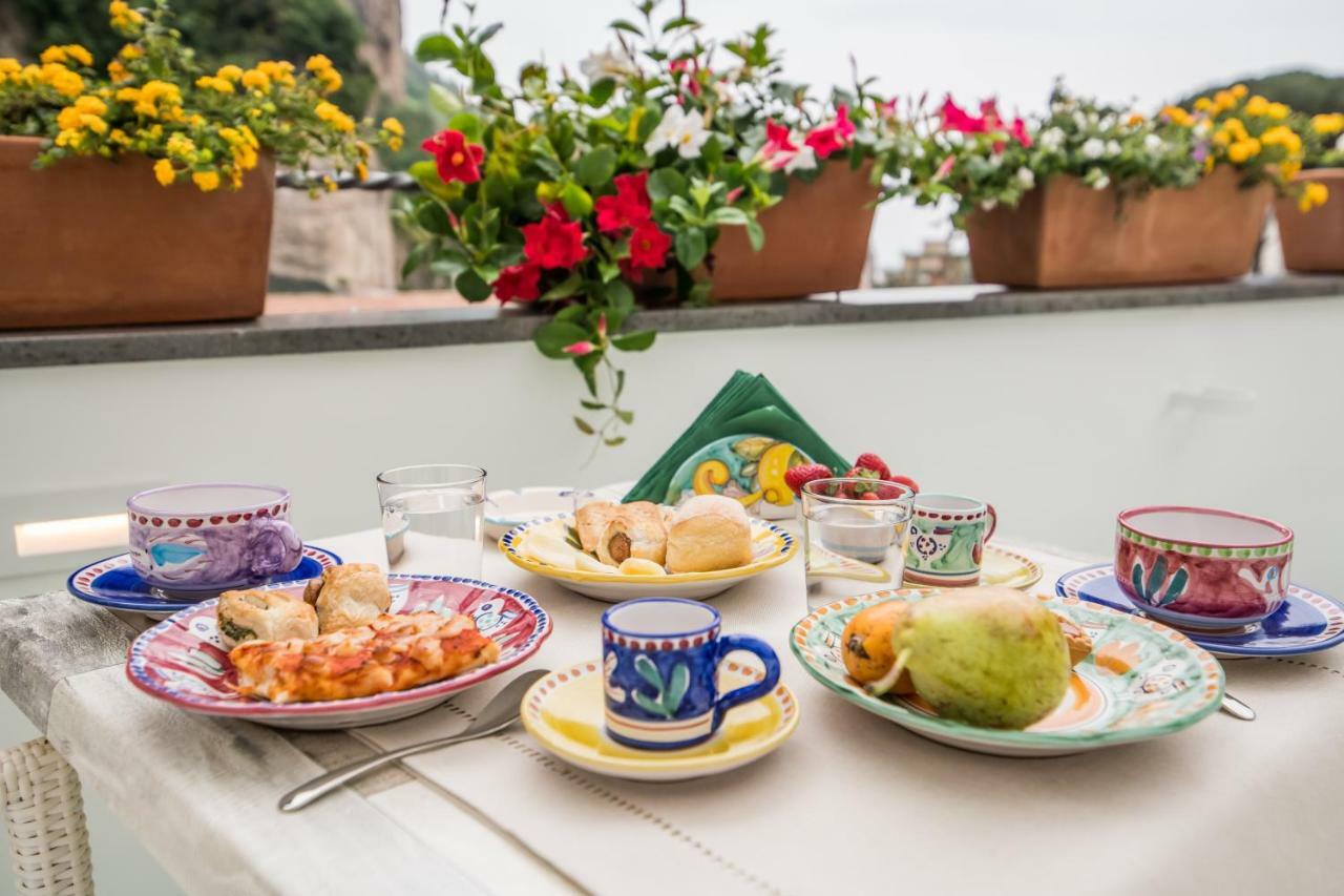 Valle D'Amalfi Suites Bagian luar foto